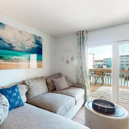 Crab Cove Unit 2 Apartment
