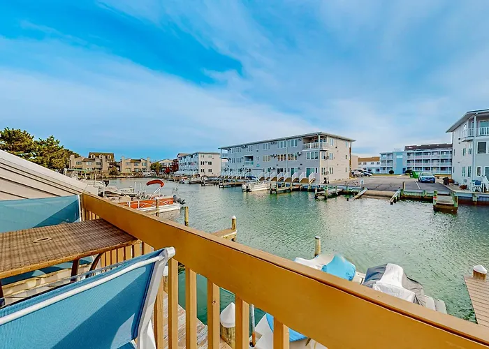 Apartment Crab Cove Unit 2 *